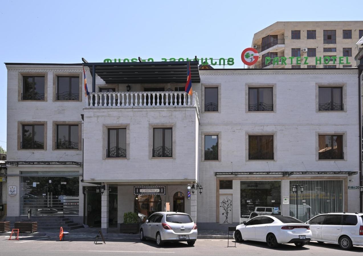 Hotel Partiez Jerevan Exteriör bild
